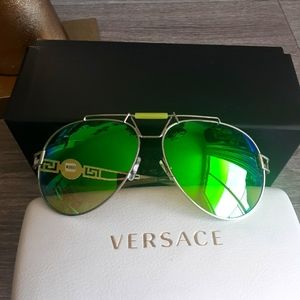 Versace Sunglasses aviator